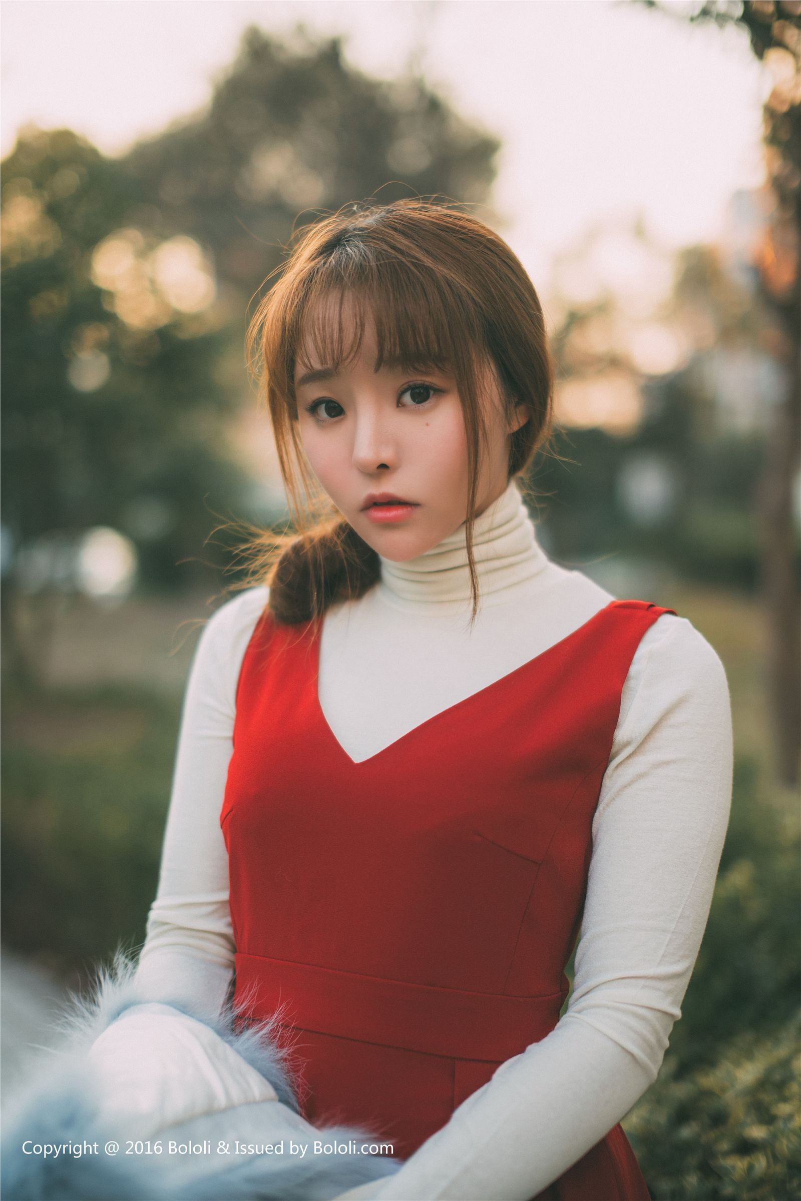 [BoLoLi波萝社] 2017.03.09 BOL027 七宝变装死库水诱惑 柳侑绮